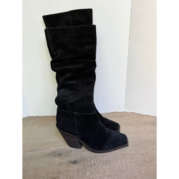 NWOB Vince Camuto Alimber BLACK SUEDE BOOTS size 8.5 - Picture 3 of 11